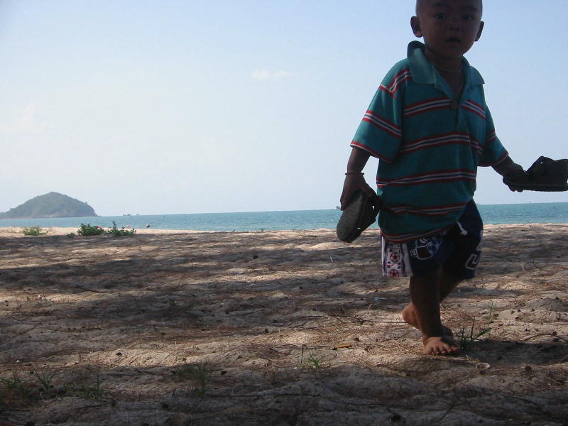 Beach boy (Songhla, Thailand).JPG