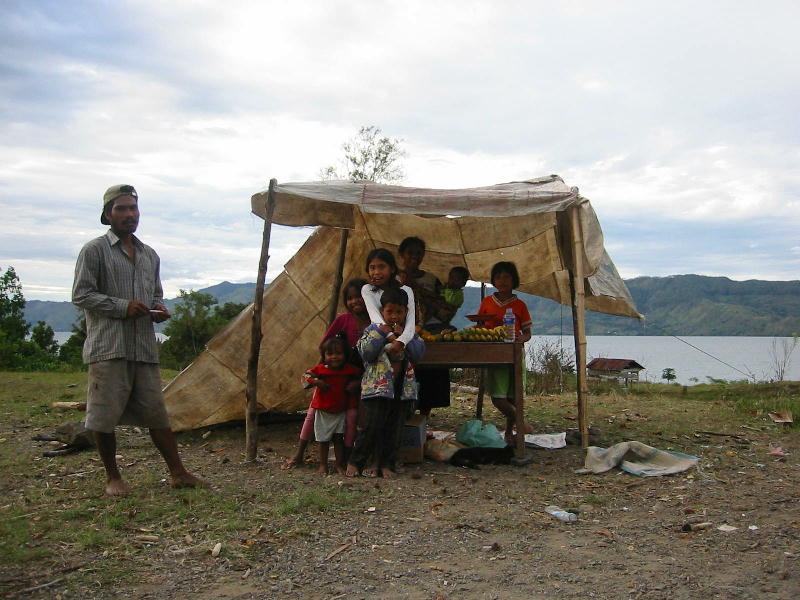 Family bussiness (Lake Toba, Sumatra).JPG