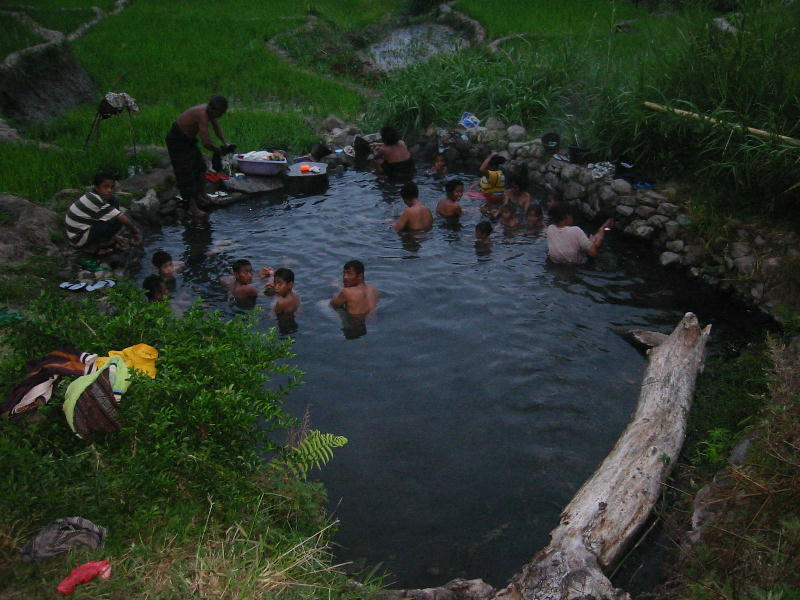 Rice field hotspring (Moni, Flores).JPG