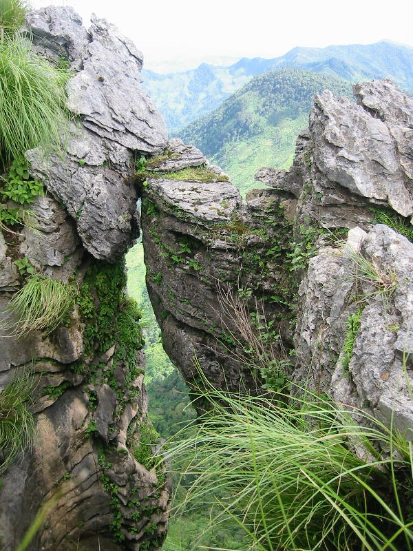 Rocks on Pu Chee Faa.JPG