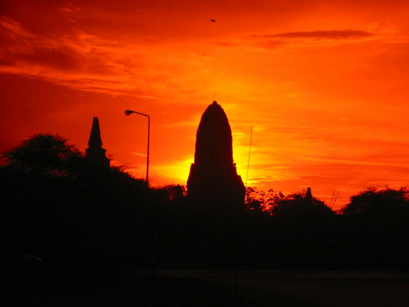 Sunset in Ayuthaya.JPG